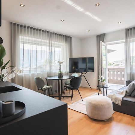 Luxe Vista City Apartments Algund Exterior photo