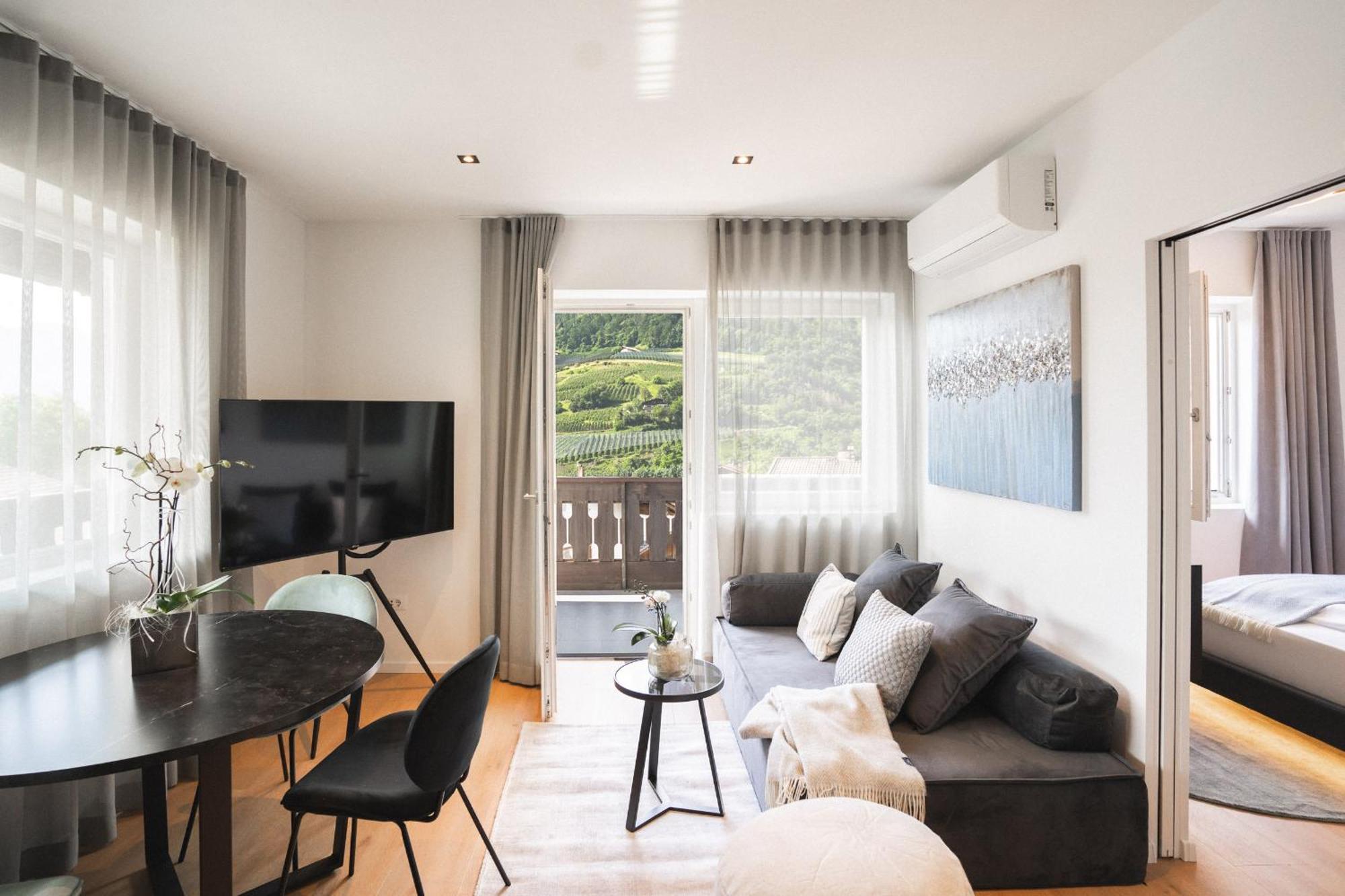 Luxe Vista City Apartments Algund Exterior photo