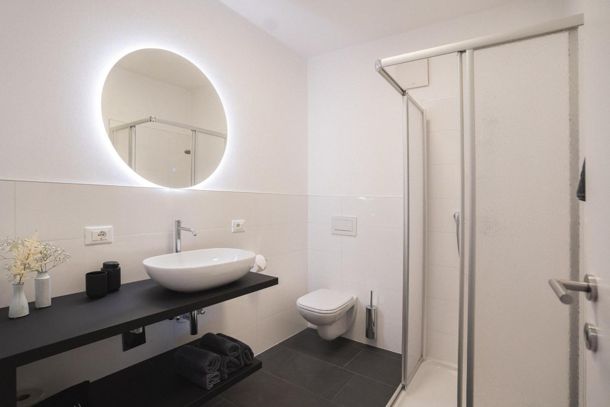 Luxe Vista City Apartments Algund Exterior photo