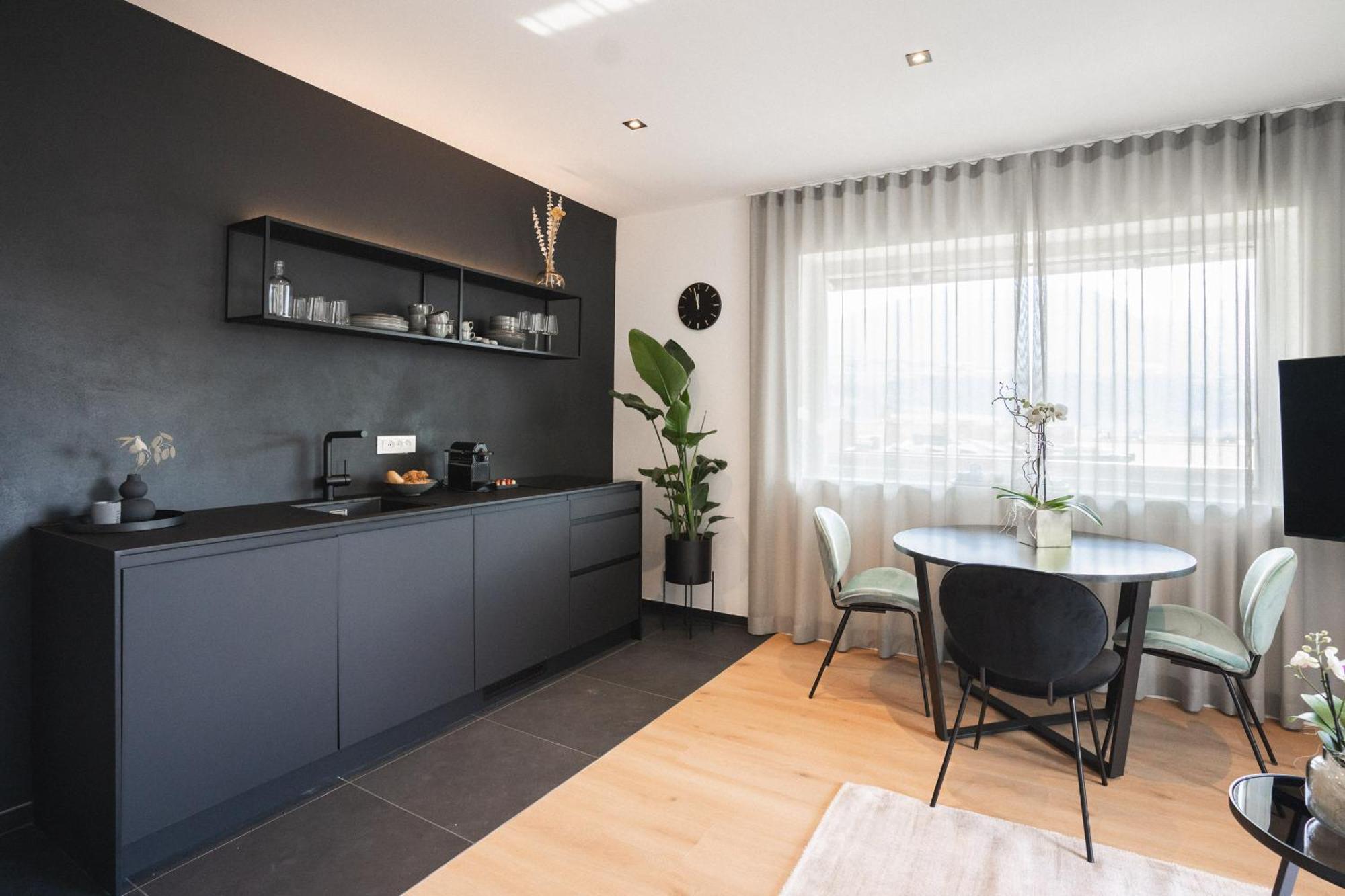 Luxe Vista City Apartments Algund Exterior photo
